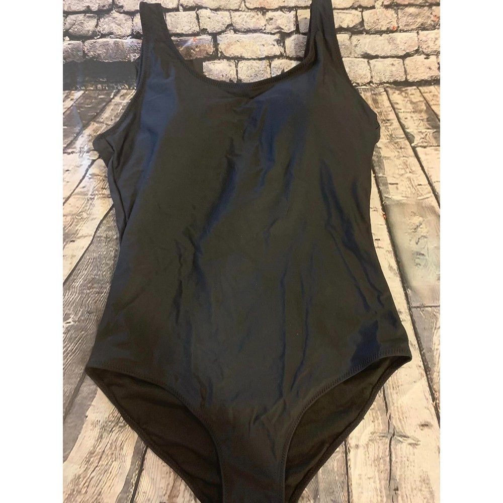 NWOT Black Full Coverage Modest Black Swimsuit 1 Piece Criss Cross Back Straps M